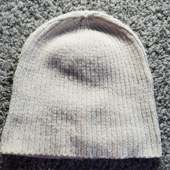American Eagle Winter Beanie / Hat Womens - NEW - Picture 2 of 6